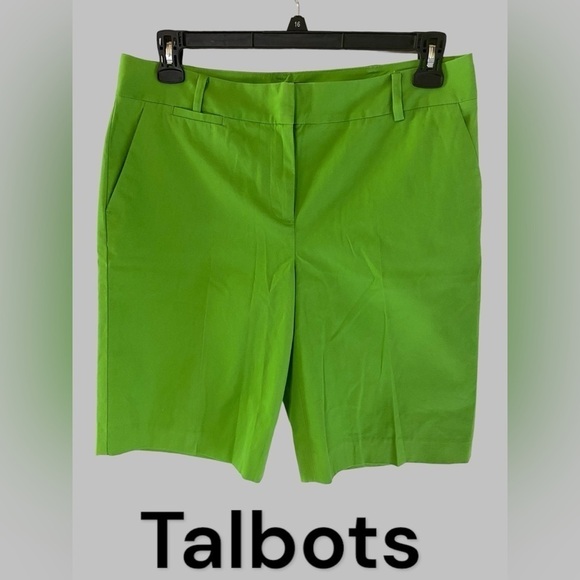 Talbots-NWT Women’s 10 walking short. Beautiful Chartreuse green! 4 pockets New! - Picture 4 of 7